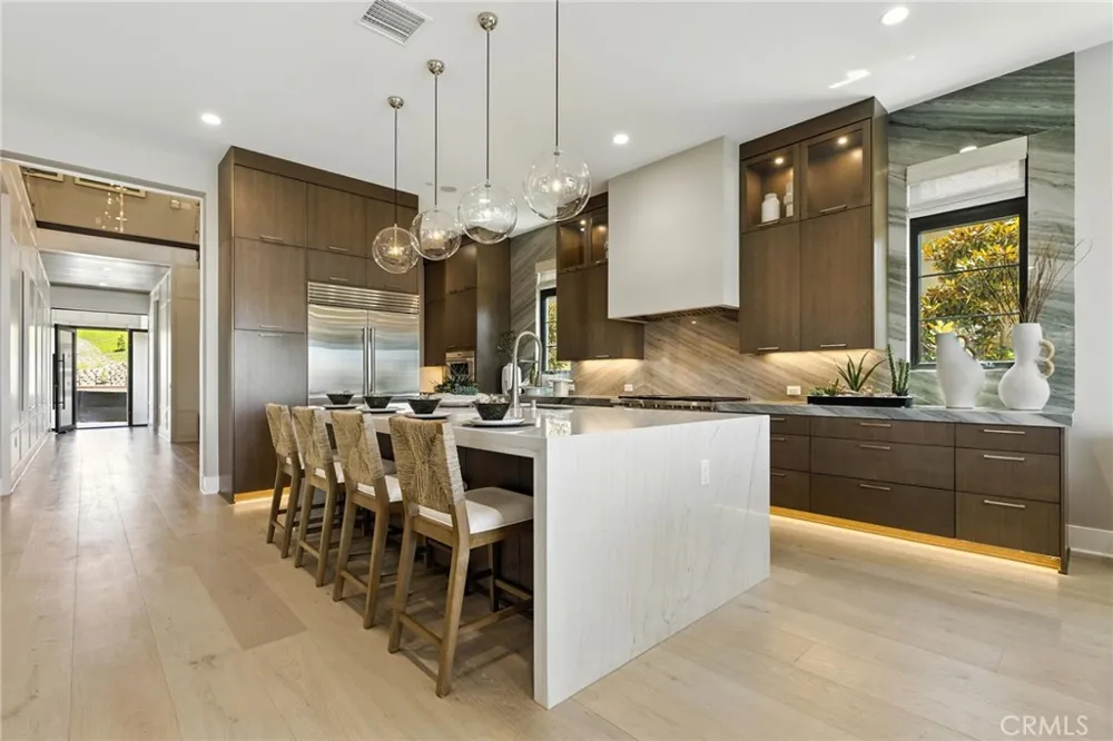441 Narcissus Irvine, CA 92602