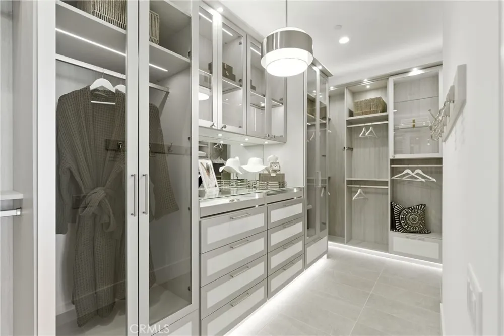 441 Narcissus Irvine, CA 92602
