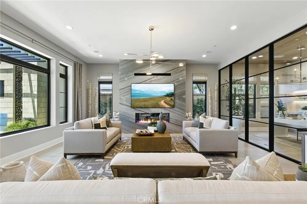 441 Narcissus Irvine, CA 92602