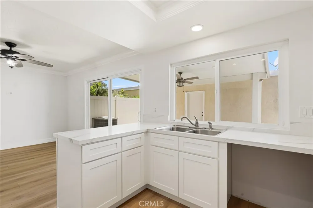 21114 Via Canon #11 Yorba Linda, CA 92887