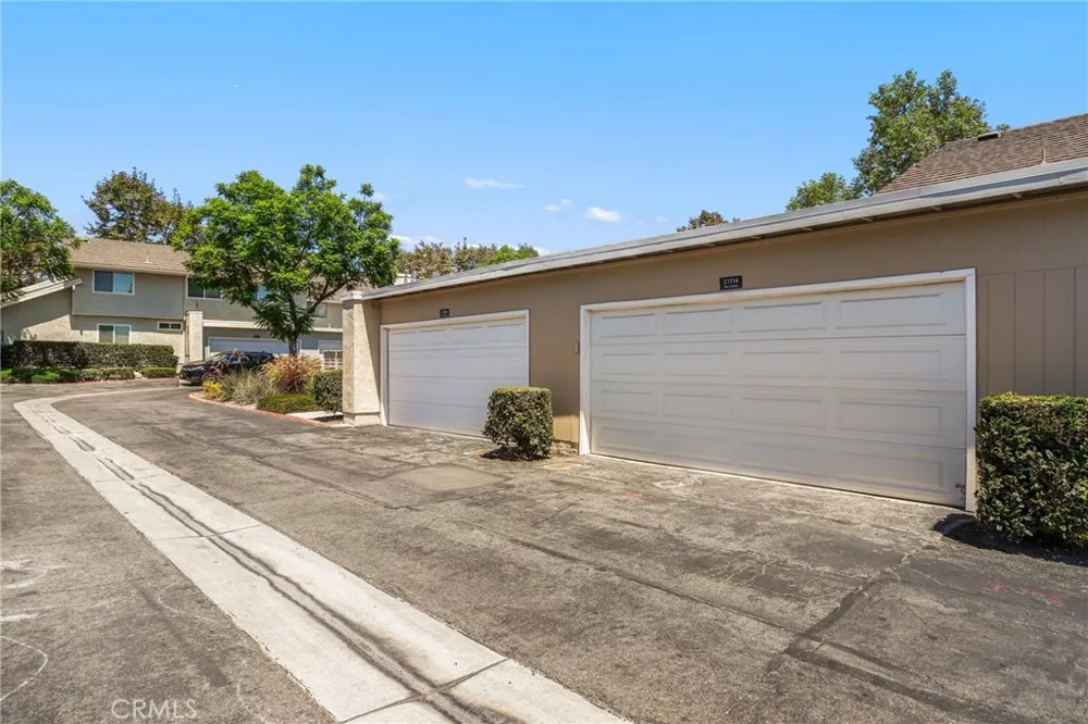 21114 Via Canon #11 Yorba Linda, CA 92887