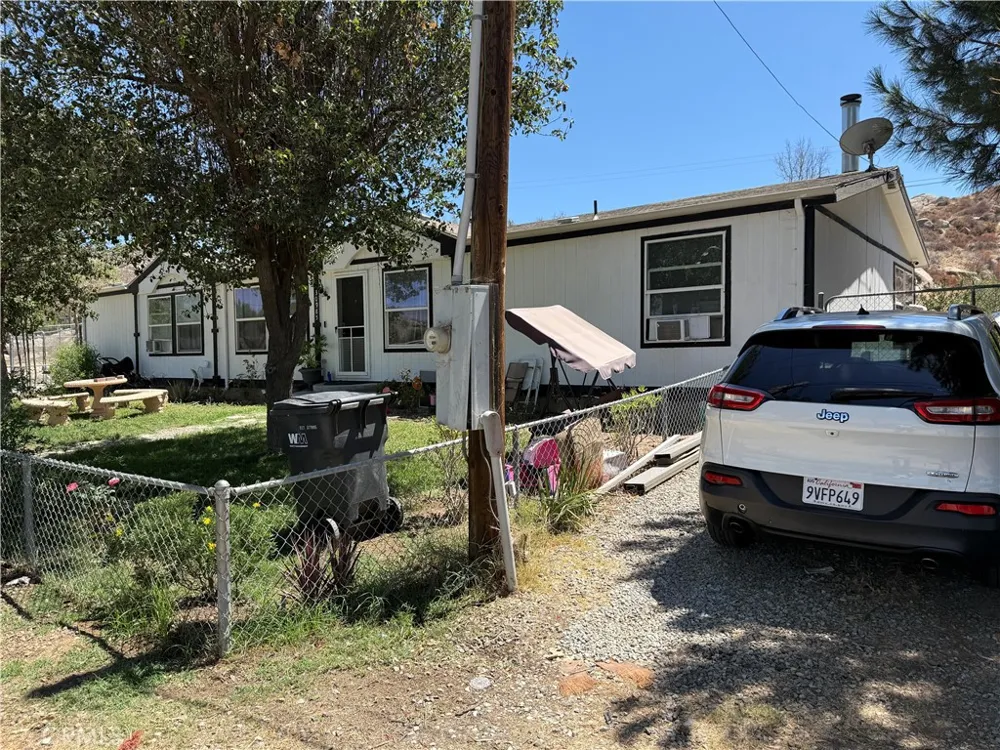30985 Allen Homeland, CA 92548