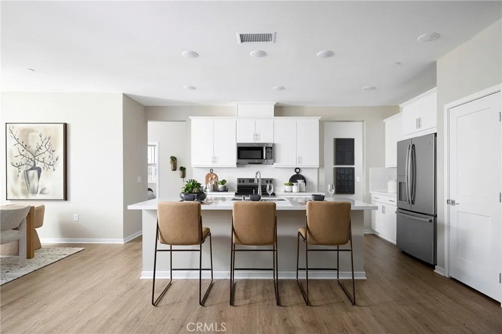 465 Paradiso Place Covina, CA 91723