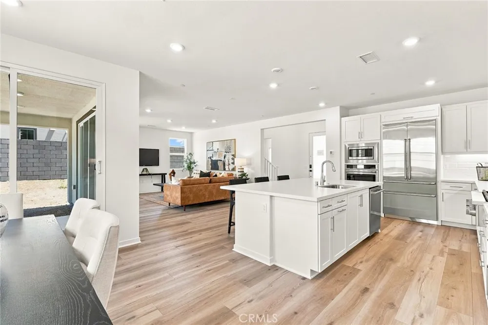16062 Butterfly Drive Fontana, CA 92336