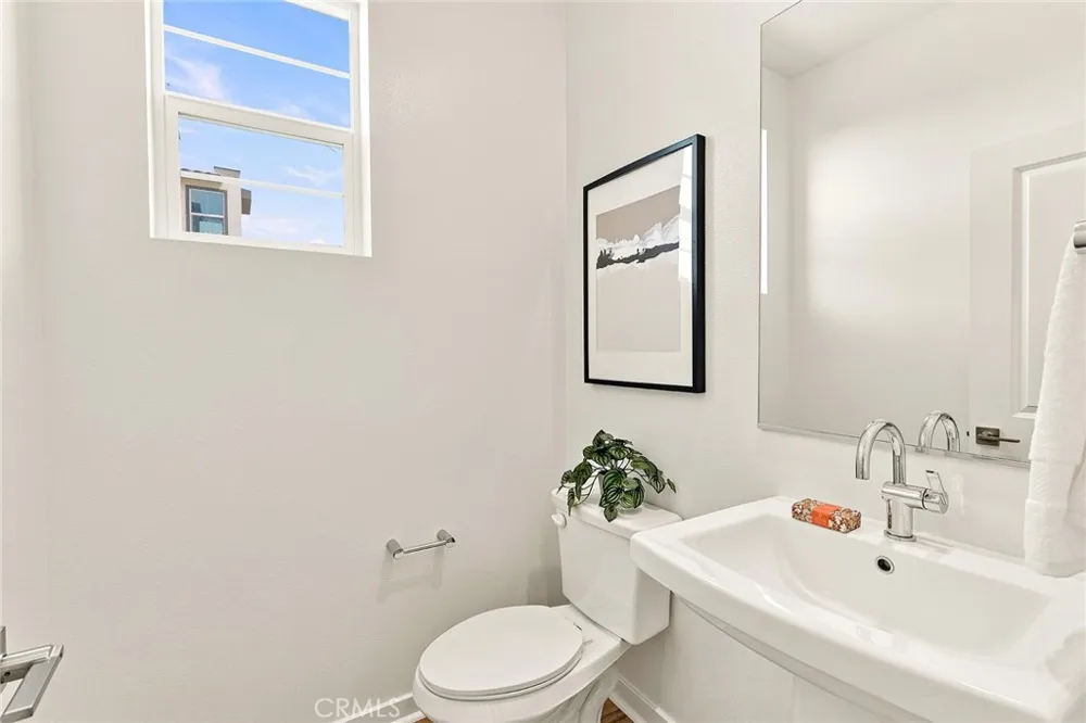 16062 Butterfly Drive Fontana, CA 92336