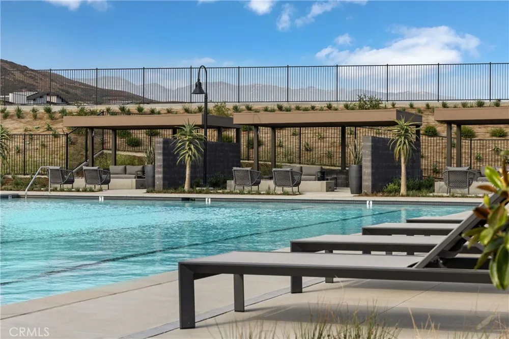 16062 Butterfly Drive Fontana, CA 92336