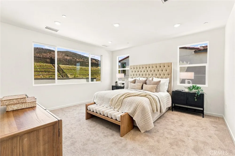16062 Butterfly Drive Fontana, CA 92336