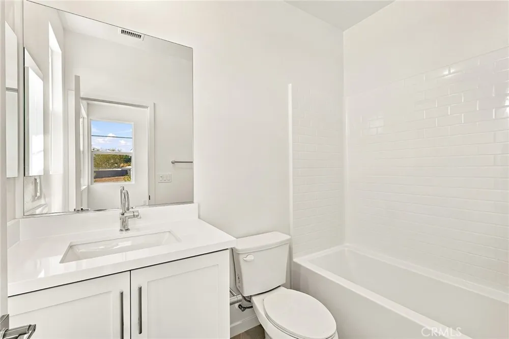 16062 Butterfly Drive Fontana, CA 92336