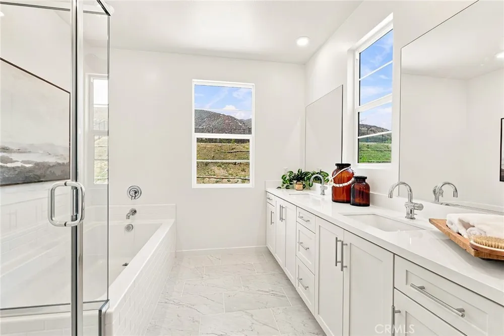 16062 Butterfly Drive Fontana, CA 92336