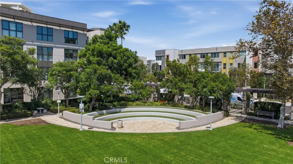 43 Gramercy Irvine, CA 92612