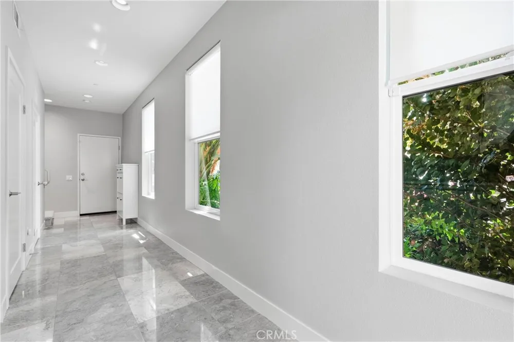 43 Gramercy Irvine, CA 92612