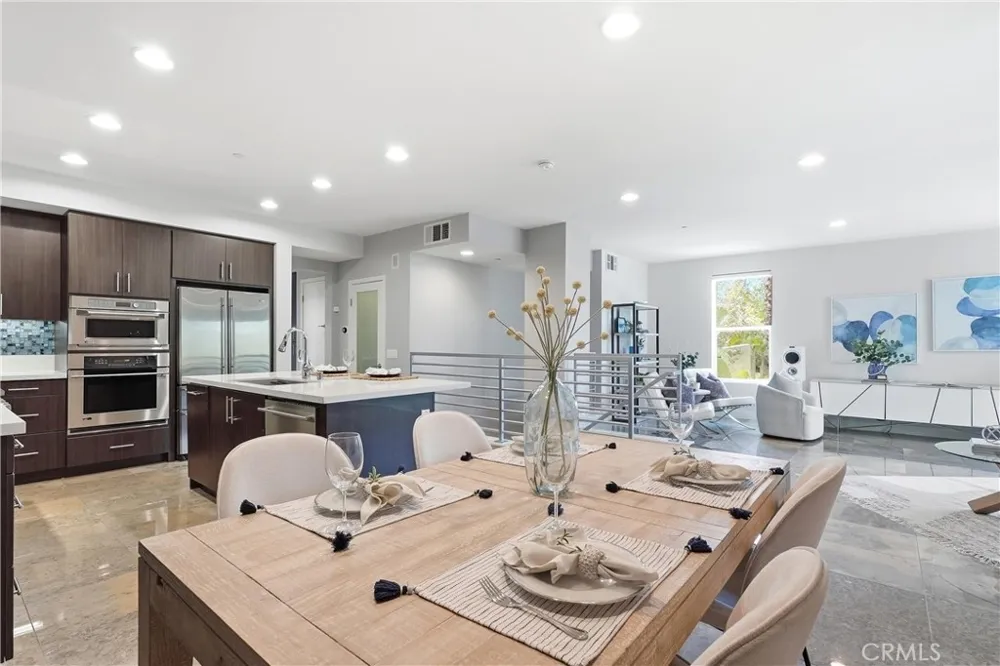 43 Gramercy Irvine, CA 92612