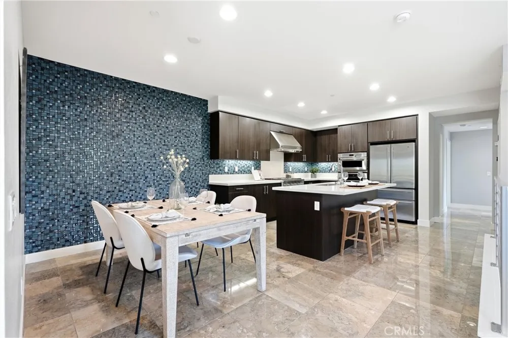 43 Gramercy Irvine, CA 92612
