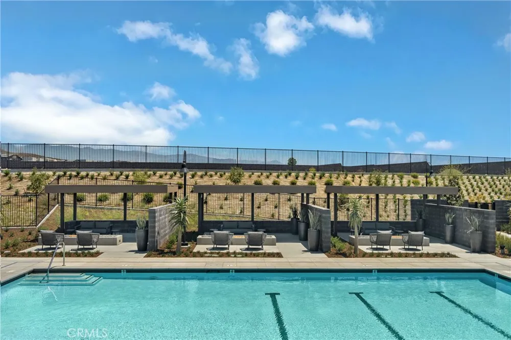 4805 Habitat Drive Fontana, CA 92336