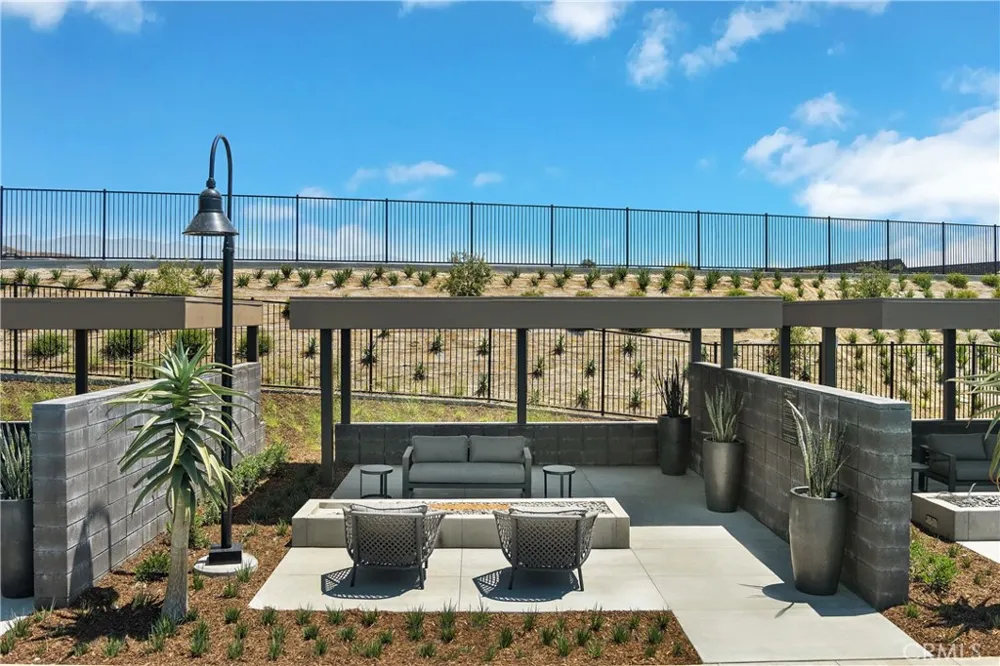 4805 Habitat Drive Fontana, CA 92336
