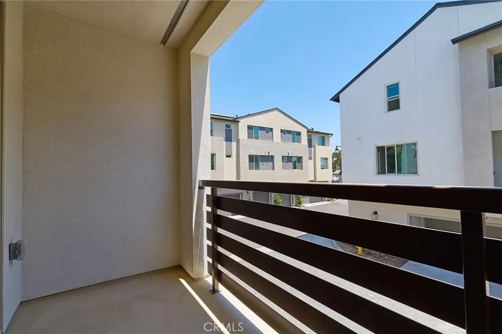 1302 W North Pinecrest Paseo Ontario, CA 91762