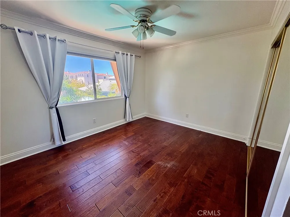 20441 Ravenwood Huntington Beach, CA 92646