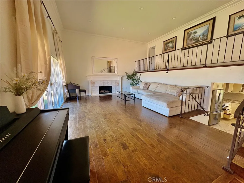 20441 Ravenwood Huntington Beach, CA 92646