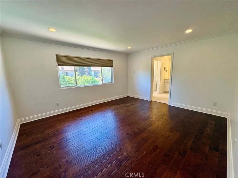 20441 Ravenwood Huntington Beach, CA 92646