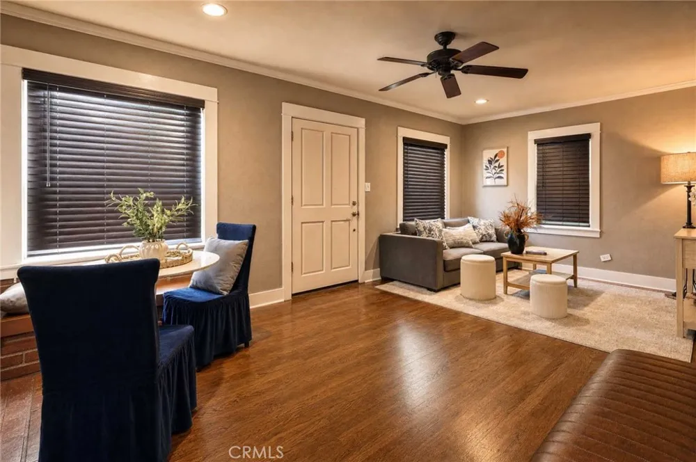 134 Melrose Monrovia, CA 91016