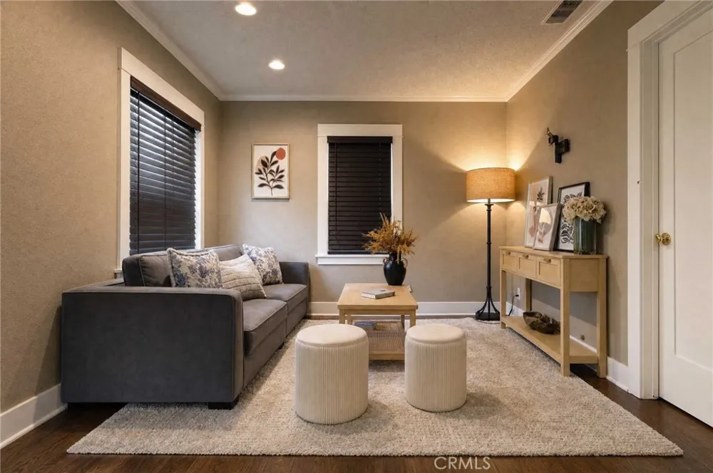 134 Melrose Monrovia, CA 91016
