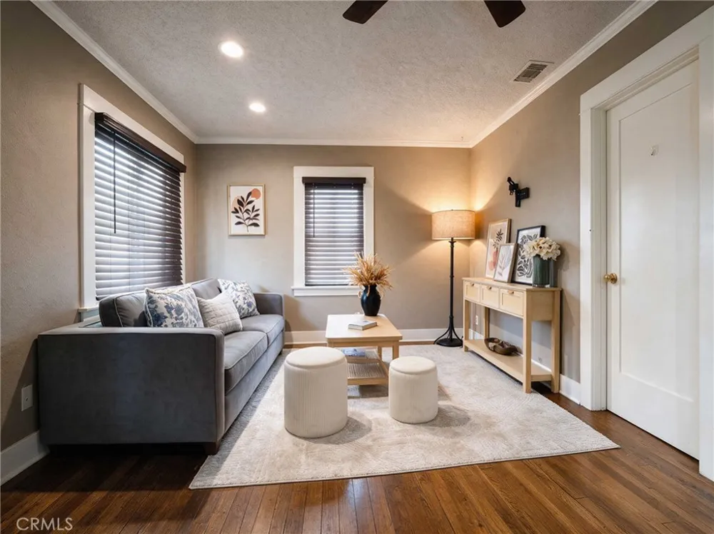 134 Melrose Monrovia, CA 91016