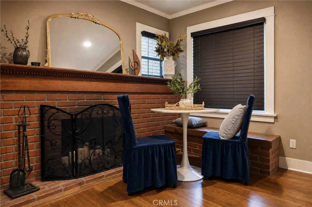 134 Melrose Monrovia, CA 91016
