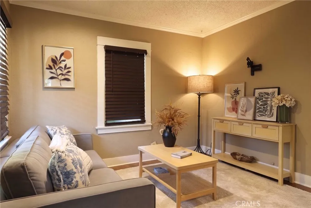 134 Melrose Monrovia, CA 91016