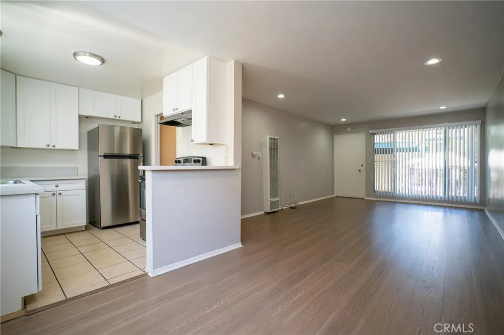 3929 W 242nd Street Torrance, CA 90505
