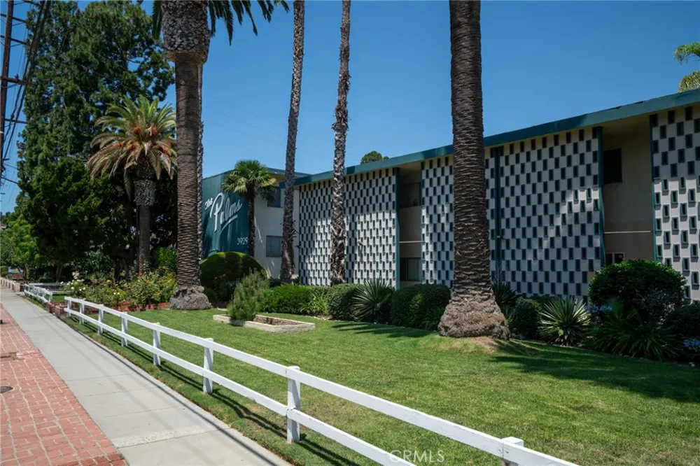 3929 W 242nd Street Torrance, CA 90505
