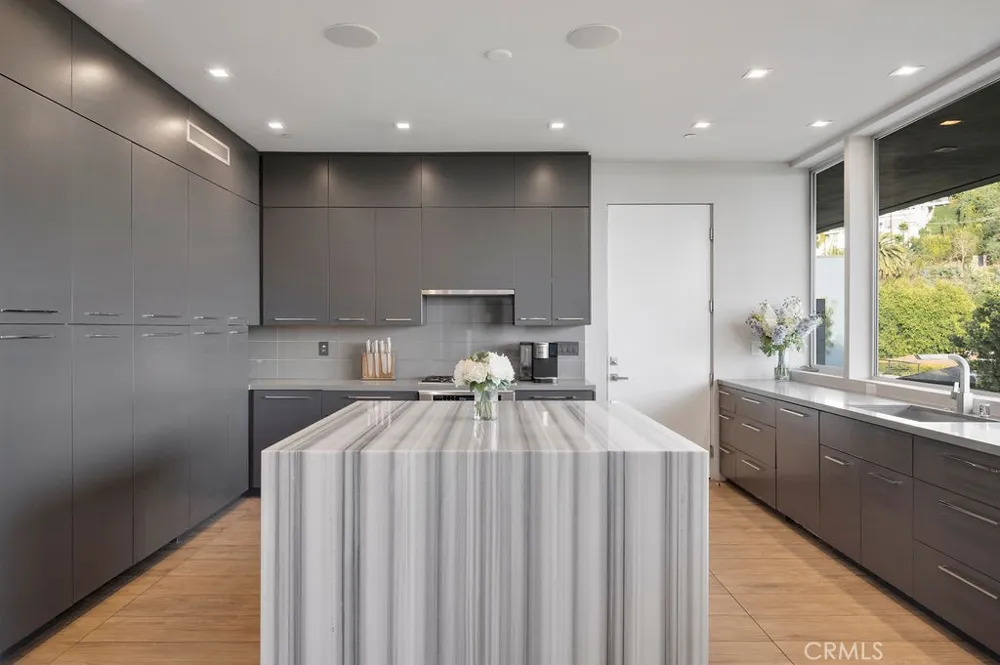 1489 Stebbins Terrace Los Angeles, CA 90069