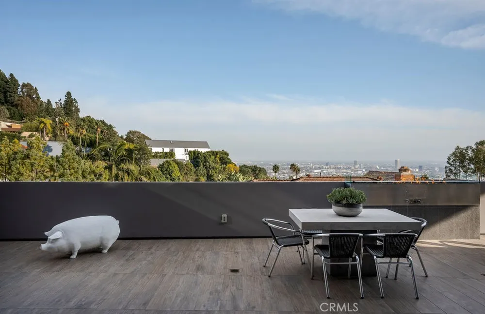1489 Stebbins Terrace Los Angeles, CA 90069