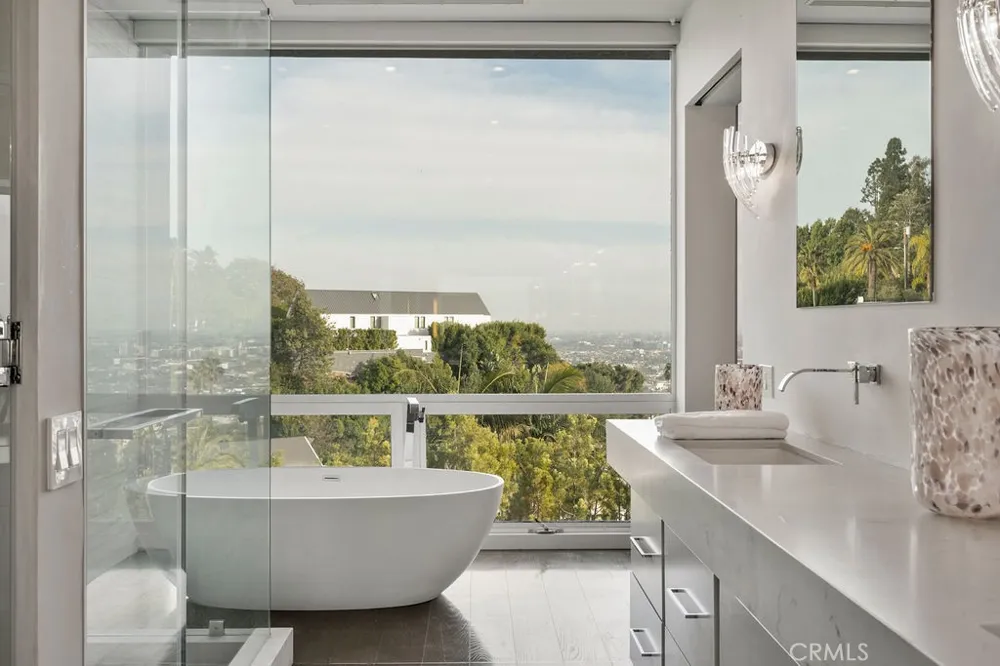 1489 Stebbins Terrace Los Angeles, CA 90069