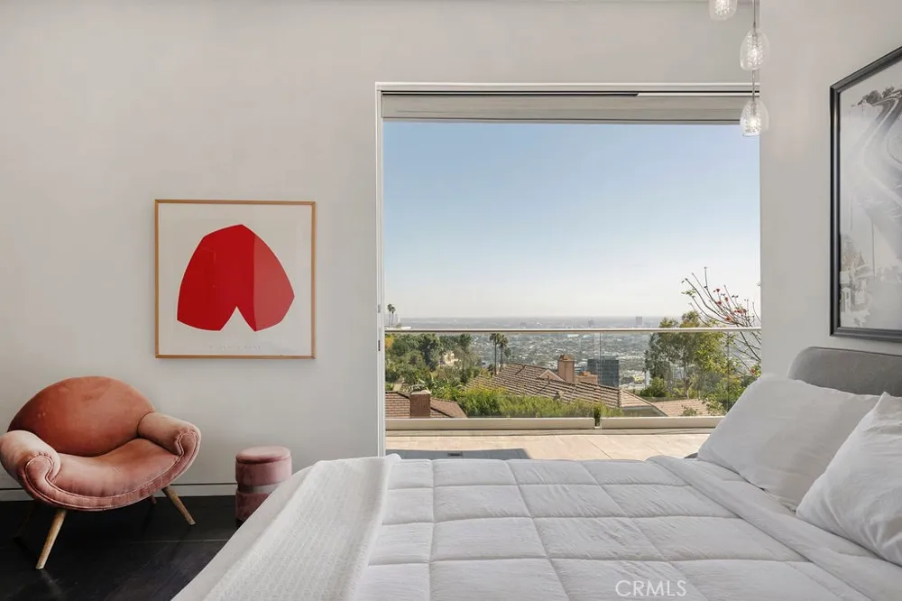 1489 Stebbins Terrace Los Angeles, CA 90069