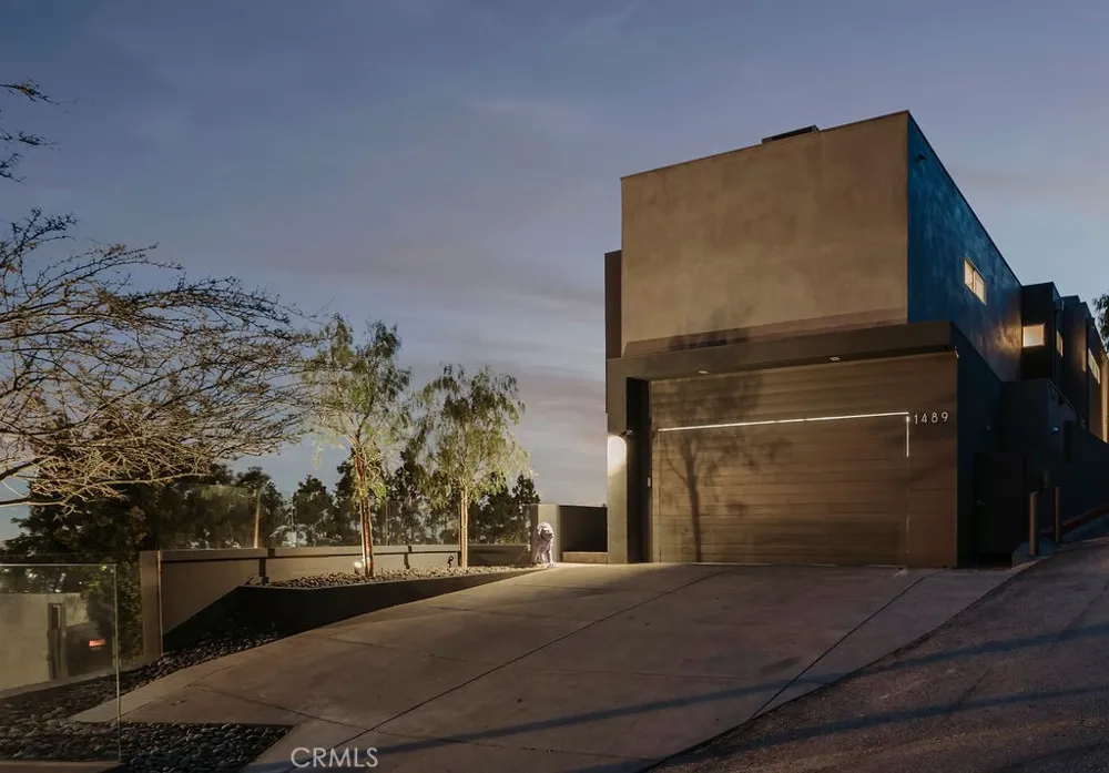 1489 Stebbins Terrace Los Angeles, CA 90069