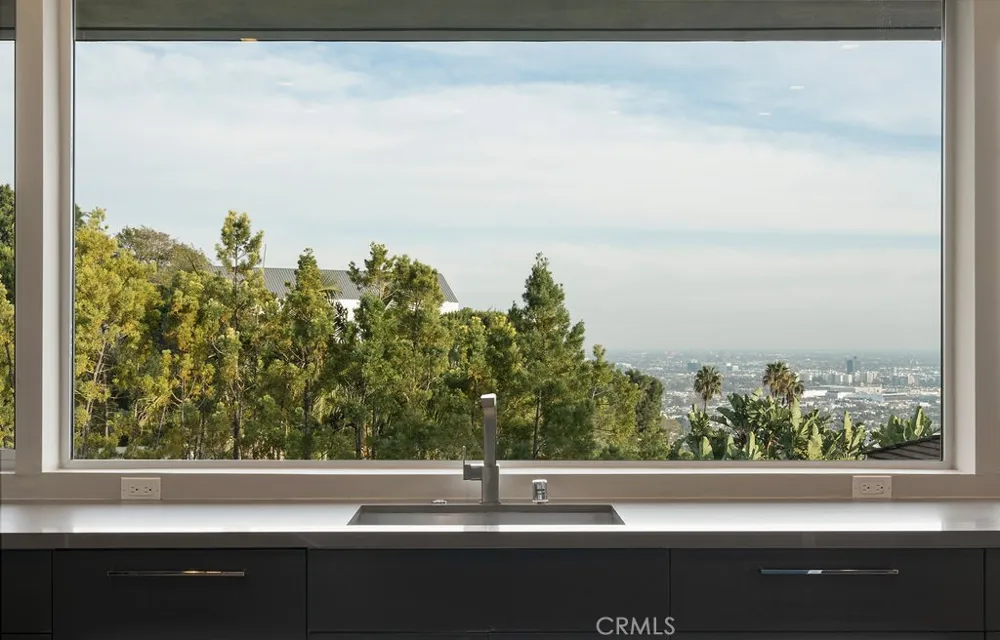 1489 Stebbins Terrace Los Angeles, CA 90069