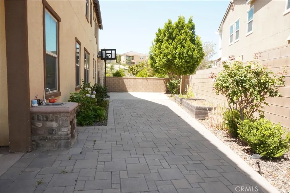 16997 Sintra Chino Hills, CA 91709