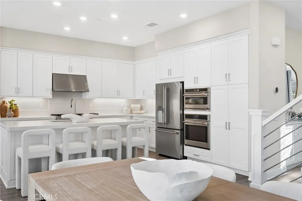 108 Shear Irvine, CA 92618