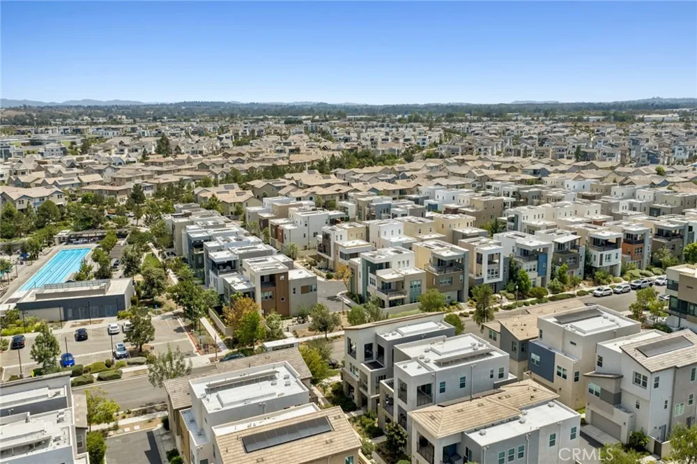 108 Shear Irvine, CA 92618