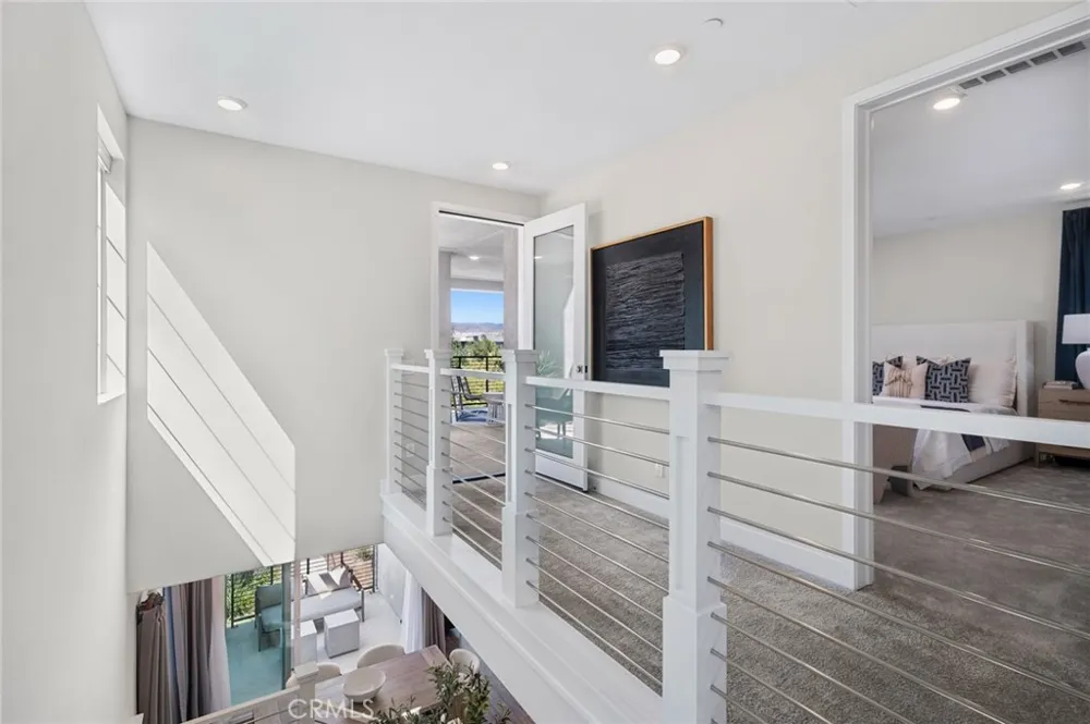 108 Shear Irvine, CA 92618