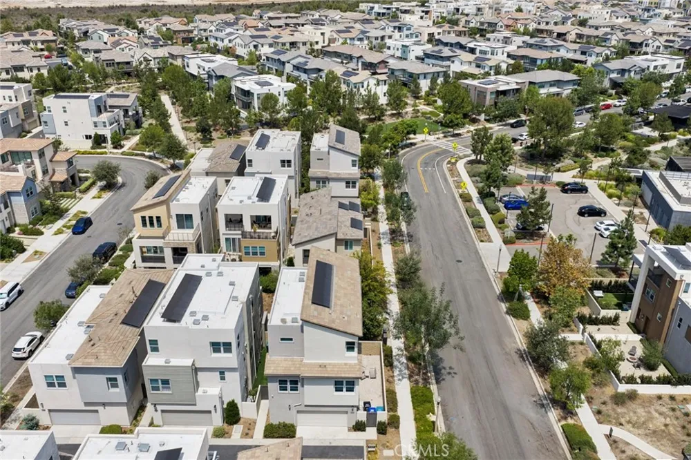 108 Shear Irvine, CA 92618