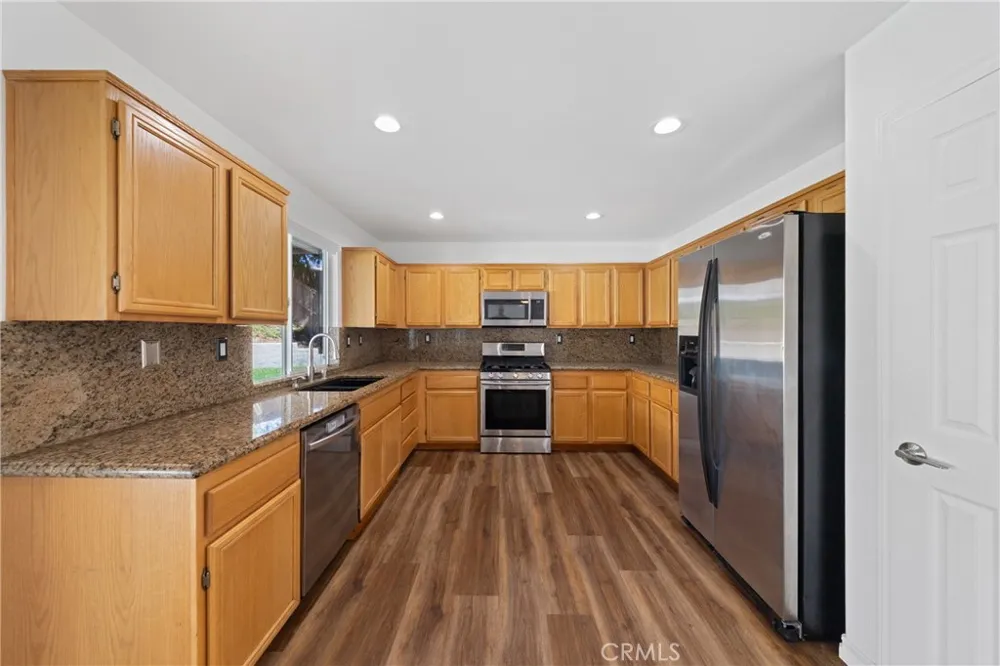 25043 Babbling Brook Menifee, CA 92584