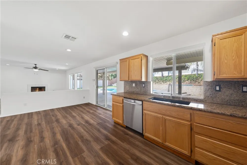 25043 Babbling Brook Menifee, CA 92584