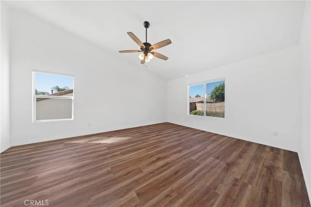 25043 Babbling Brook Menifee, CA 92584