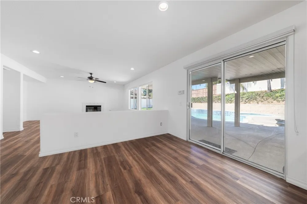 25043 Babbling Brook Menifee, CA 92584