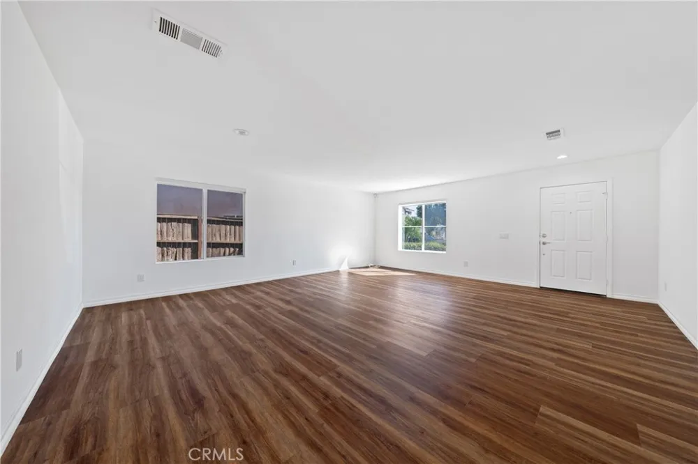 25043 Babbling Brook Menifee, CA 92584