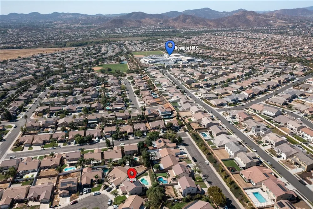 25043 Babbling Brook Menifee, CA 92584