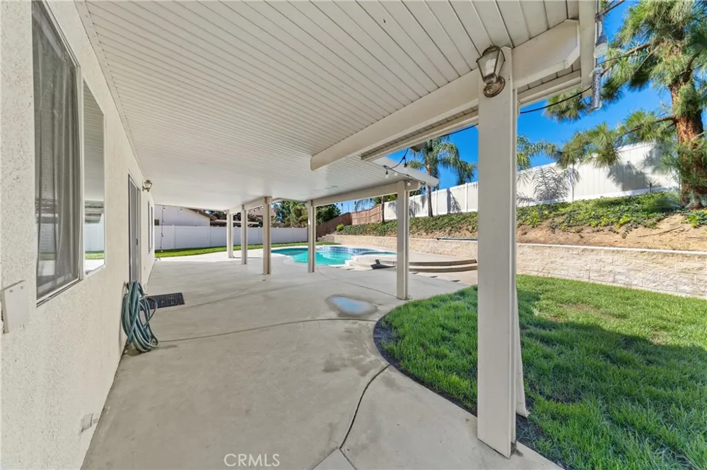 25043 Babbling Brook Menifee, CA 92584
