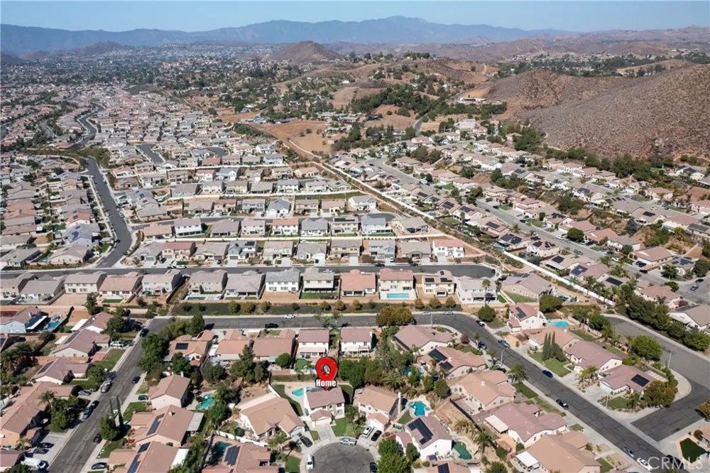 25043 Babbling Brook Menifee, CA 92584