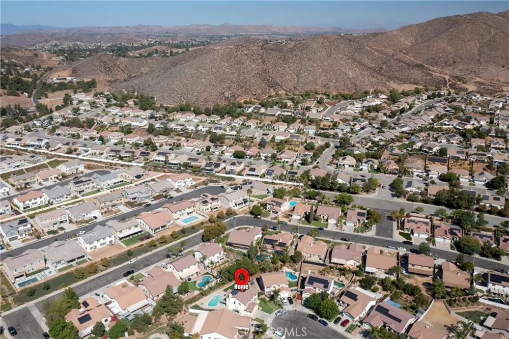 25043 Babbling Brook Menifee, CA 92584